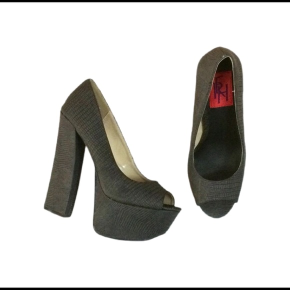 FRH Shoes - NWOT Fahrenheit Platform Heels